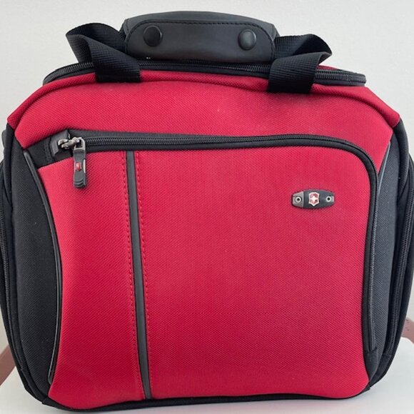 Victorinox Carry-On Bag - Picture 1 of 11